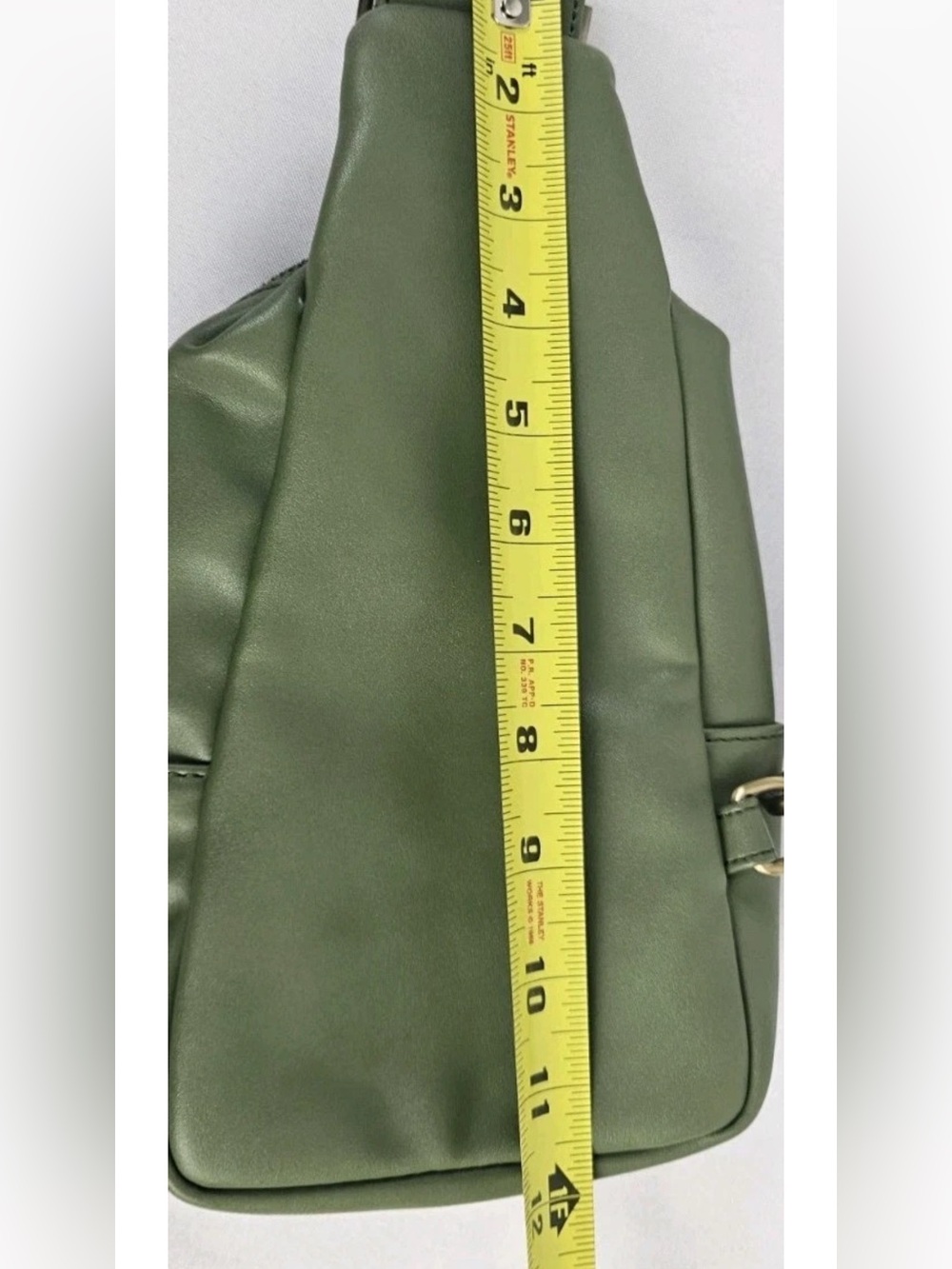 Urban Outfitters X Anthologie Green Woven
Vegan Leather Crossbody Sling
Bag - Picture 8 of 10
